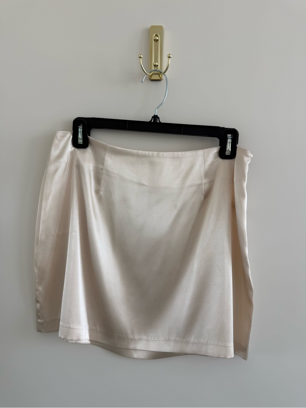 Daily Drills satin mini skirt - champagne